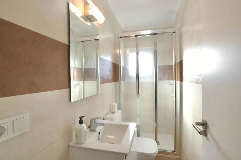 Notel Club - Vistalmar Apartamento En Cueto Santander